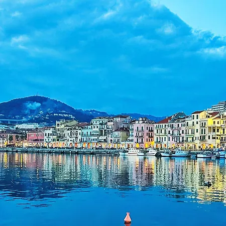 Casa Al Mare Con Bella Vista By Interhome Appartamento Imperia