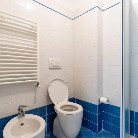 Casa Al Mare Con Bella Vista By Interhome